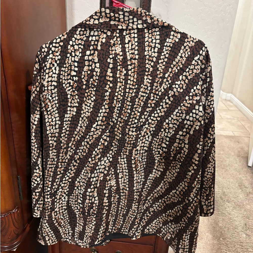 Notations Brown and Cream Printed Open-Front 2 in 1 top - Picture 2 of 3